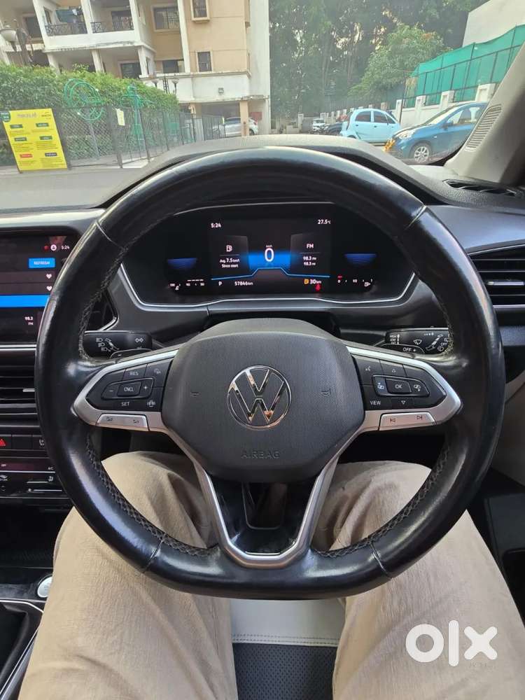 Volkswagen Taigun 1.0 Tsi Topline At, 2023, Petrol