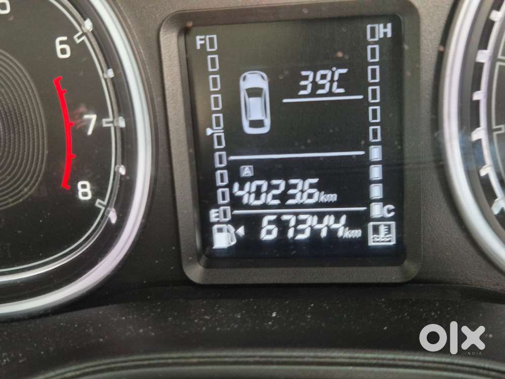 Maruti Suzuki Brezza, 2020, Petrol