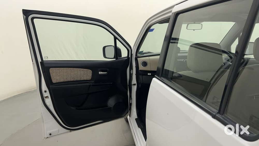 Maruti Suzuki Wagon R Vxi Amt1.2, 2018, Petrol
