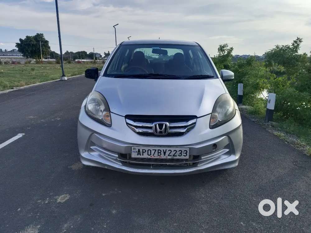 Honda Amaze 2nd Gen 2013 Diesel 150000 Km Driven