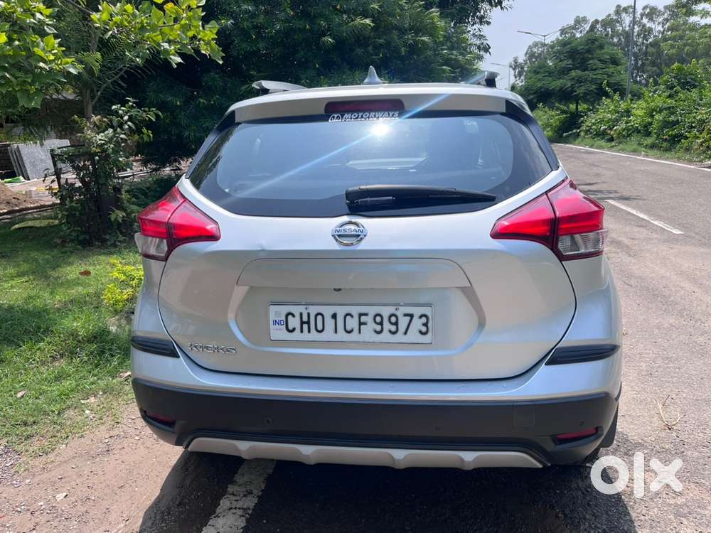 Nissan Kicks Petrol 2021