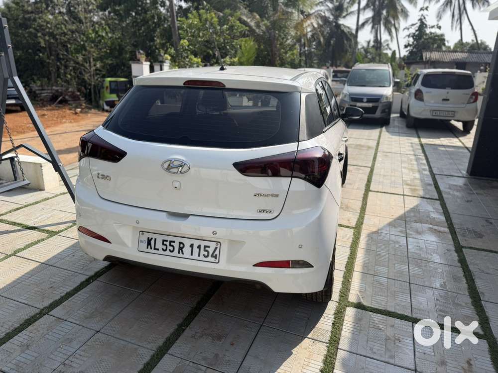Hyundai I20 Sportz 1.2 Bs-iv, 2015, Petrol