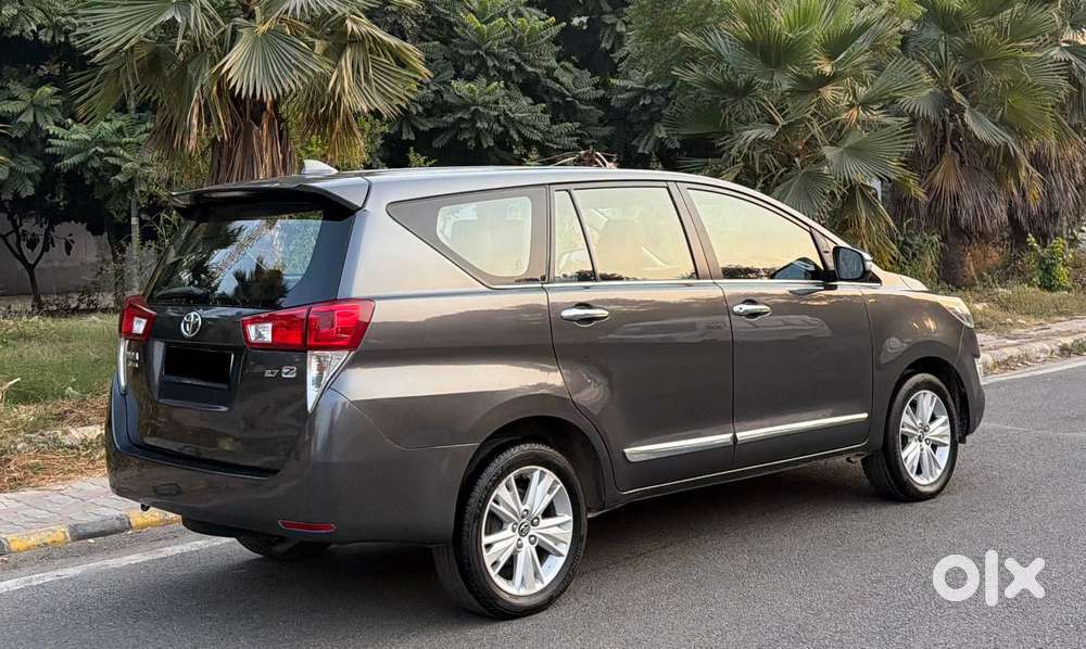 Toyota Innova Crysta 2.7 Zx At, 2017, Petrol