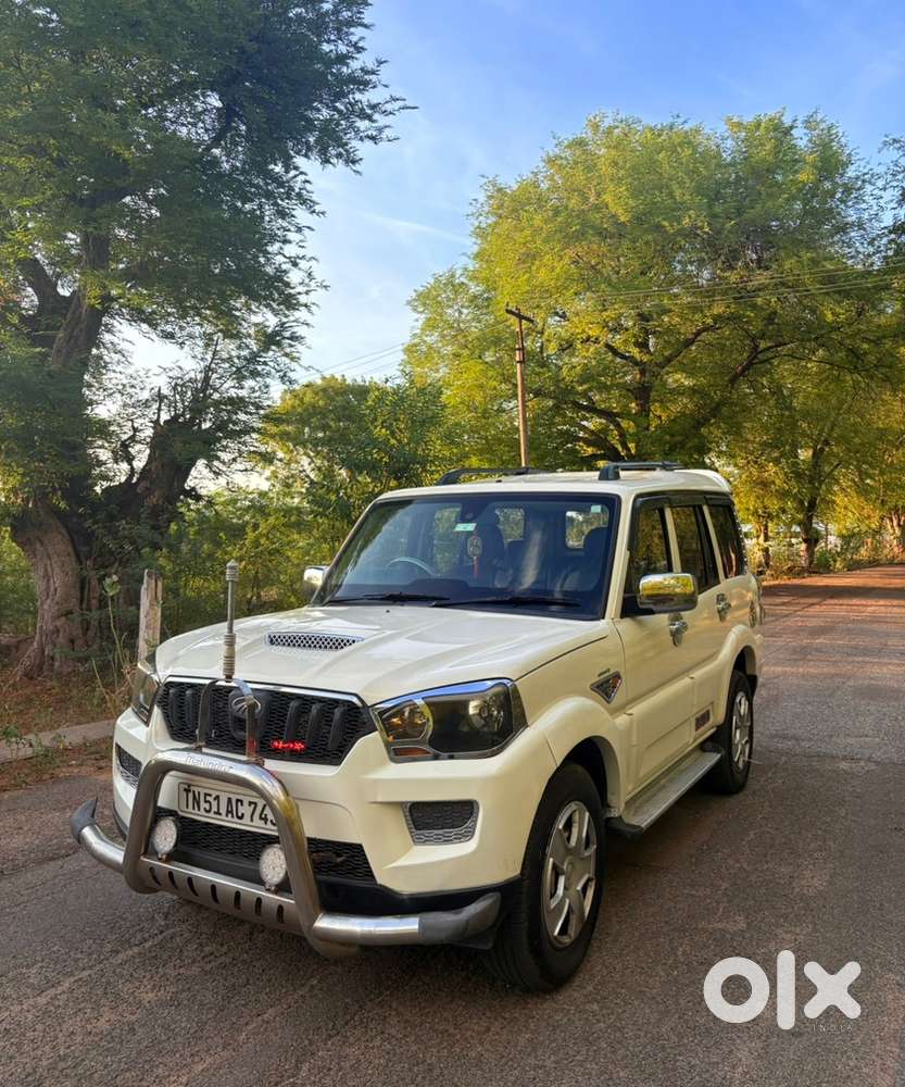 Mahindra Scorpio 2015 Diesel Well Maintained