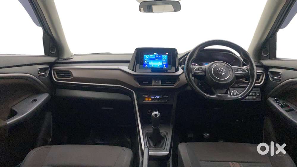 Maruti Suzuki Brezza 1.5 Zxi Smart Hybrid, 2024, Petrol