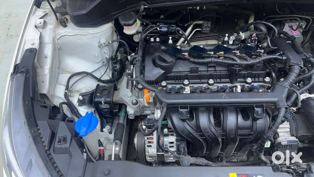 Hyundai New I20 1.2 Asta (o) Mt, 2023, Petrol