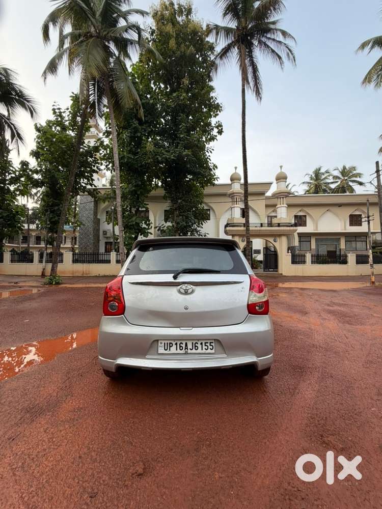 Toyota Etios Liva 2012