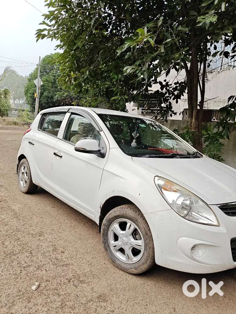 Hyundai I20 Sportz Petrol Manual 2011