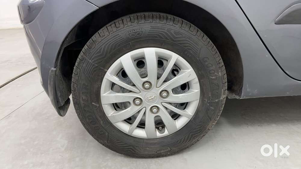 Hyundai I10 Sportz 1.1 Irde2, 2015, Petrol