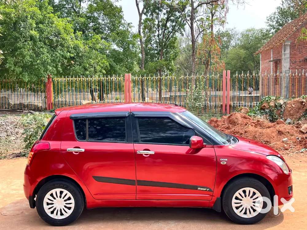 Maruti Suzuki Swift 2009 Diesel 88000 Km Driven