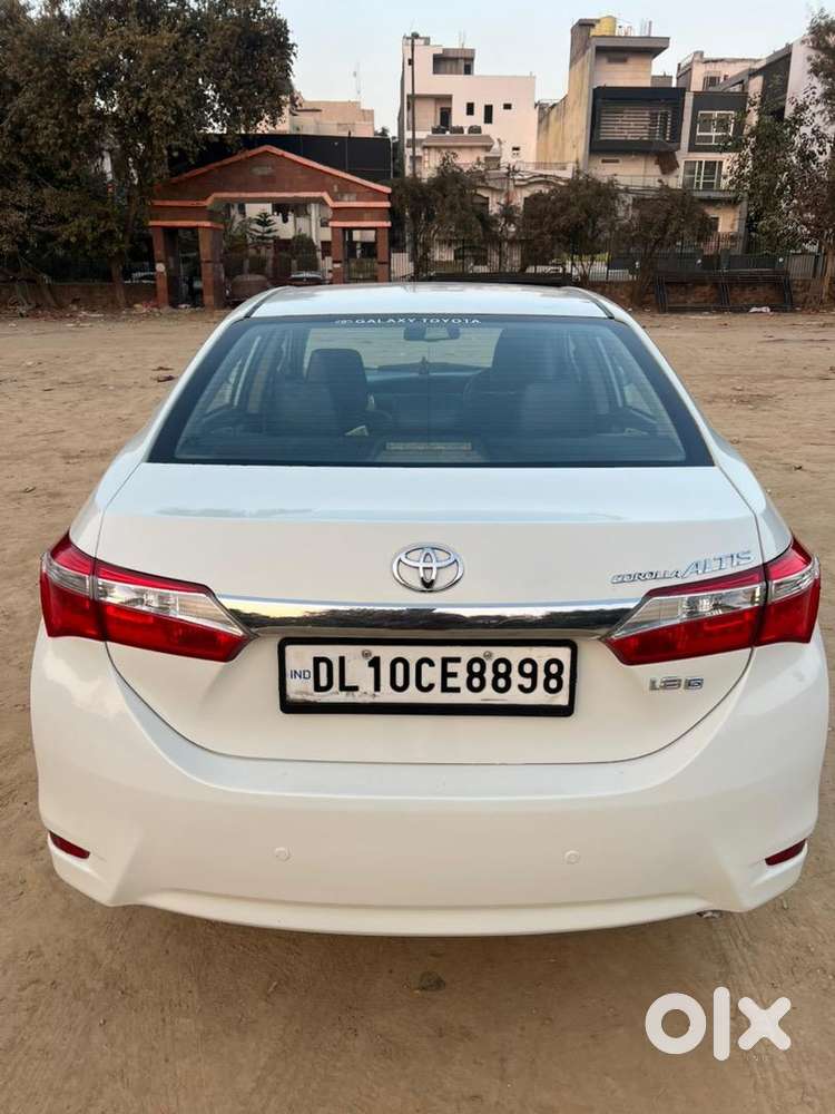 Toyota Corolla Altis 2015 Petrol G Automatic  Well Maintained
