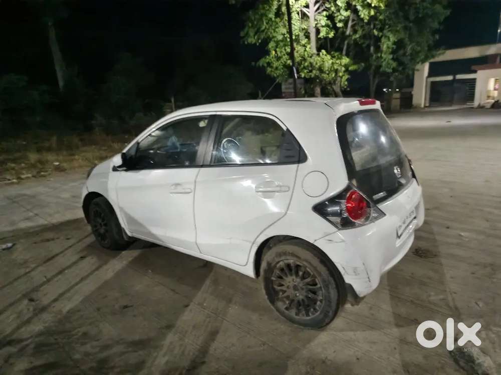 Honda Brio 2012 Petrol Well Maintained