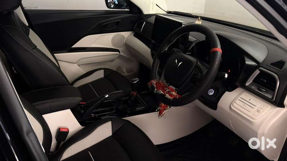 Mahindra Car Petrol 2024