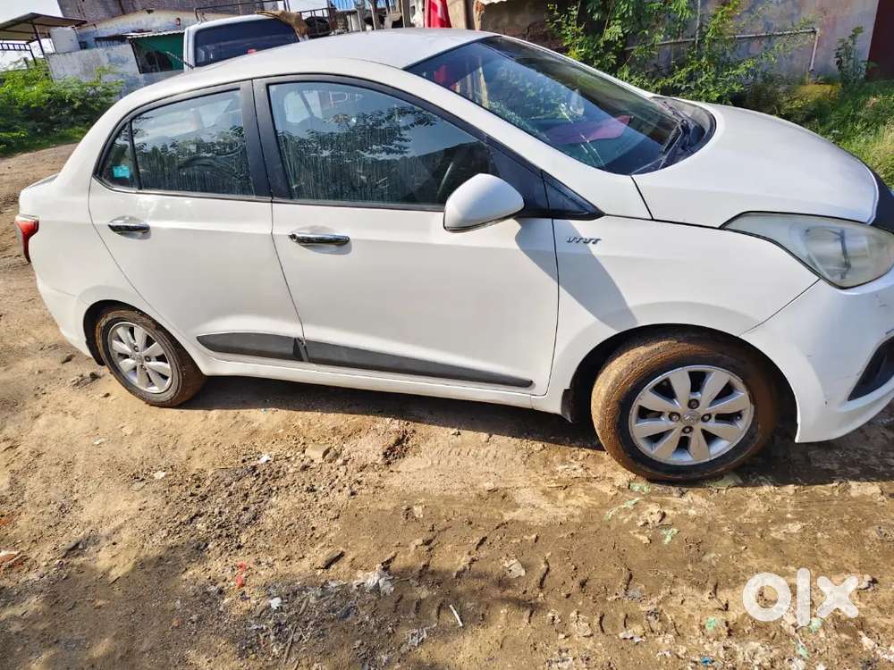 Hyundai Xcent 2015 Model