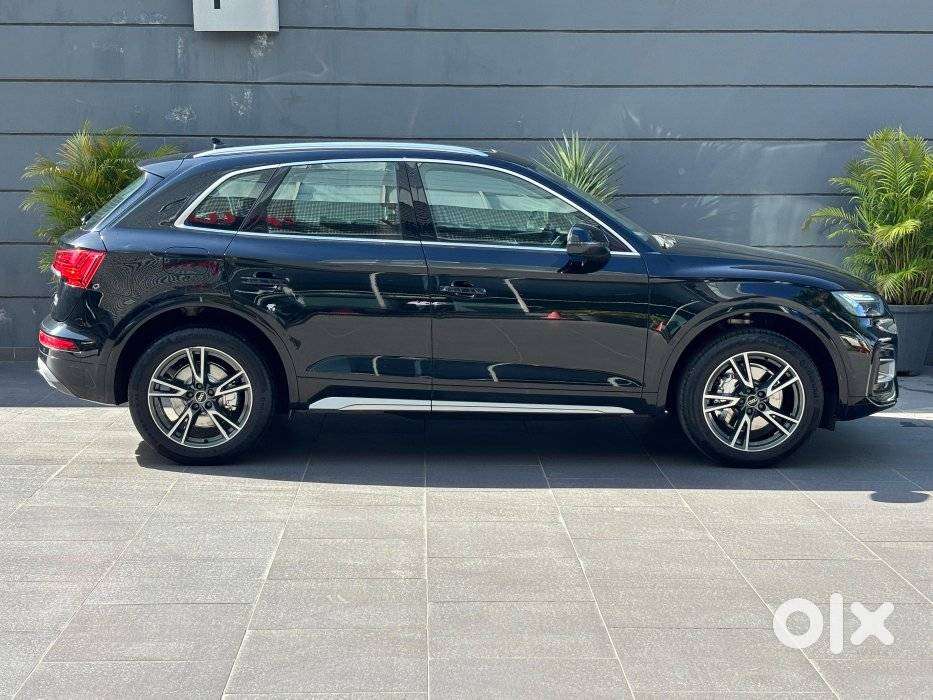 Audi Q5 Premium Plus 45 Tfsi, 2022, Petrol