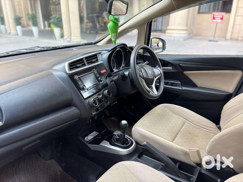 Honda Jazz 1.2 I-vtec – Best For Long Drives & City Driving