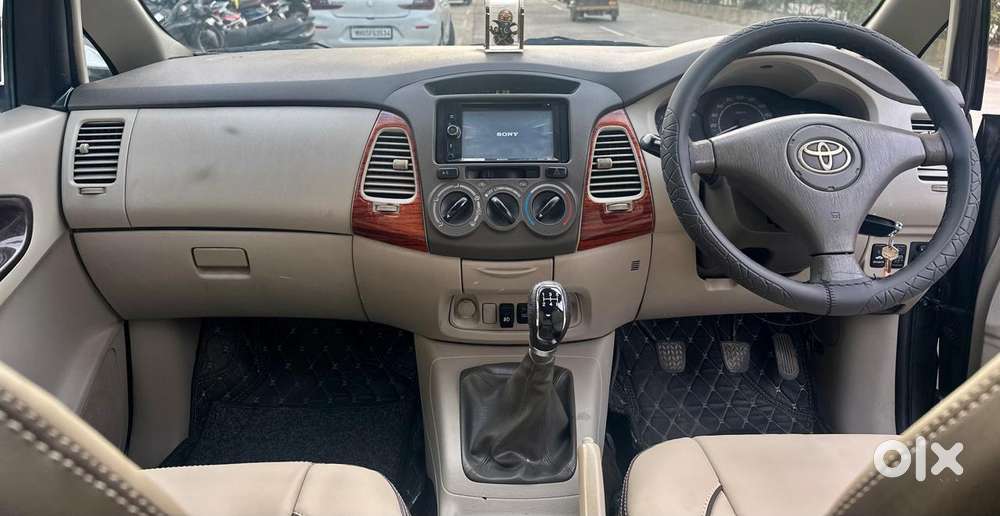 Toyota Innova 2.5 G (diesel) 7 Seater, 2011, Diesel