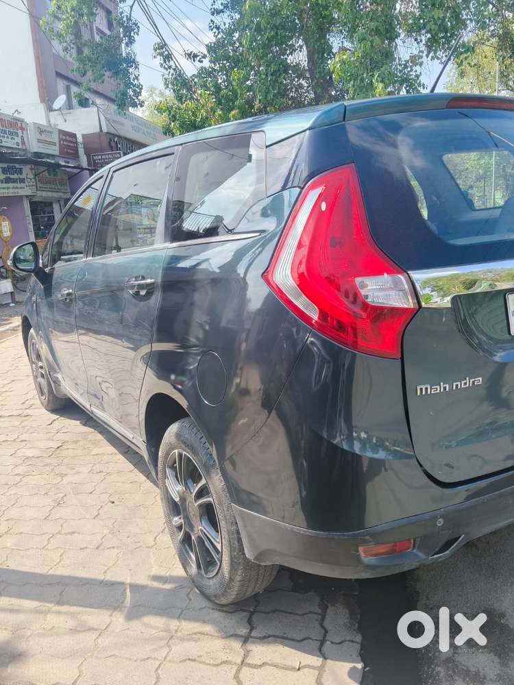 Mahindra Marazzo M8, 2019, Diesel