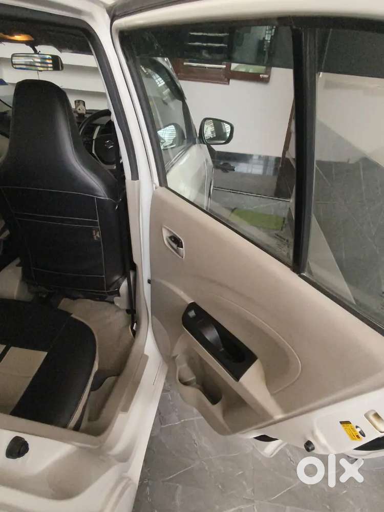 Selling My Celerio Zxi Top Model 2017