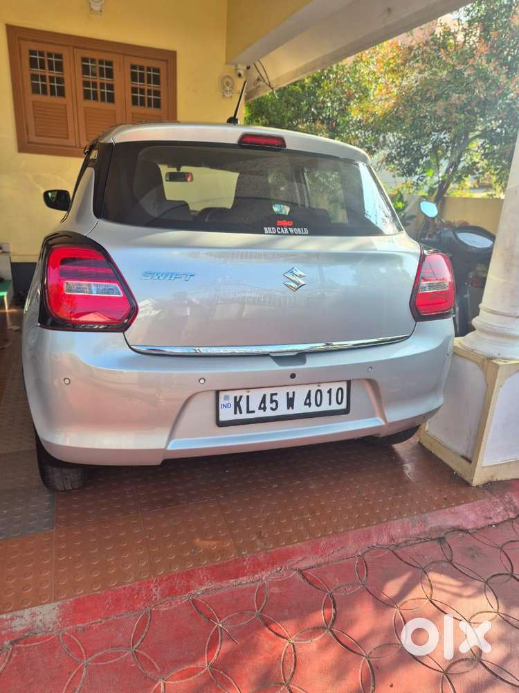 Maruti Suzuki Swift Lxi Optional-o, 2022, Petrol
