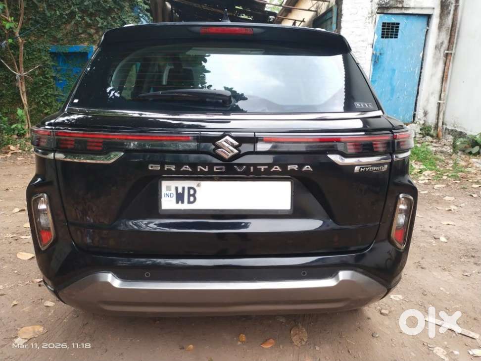 Maruti Suzuki Grand Vitara 1.5 Alpha Plus Intelligent Hybrid Ecvt, 2..