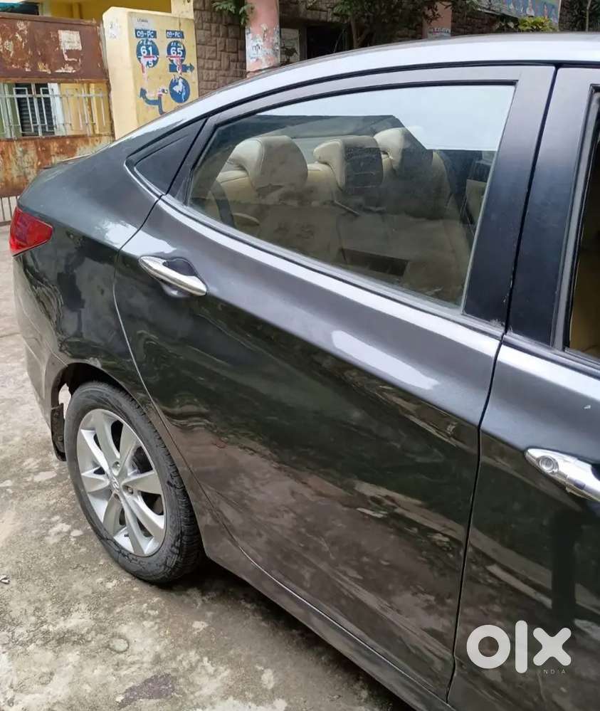 Hyundai Verna Diesel Automatic 2012