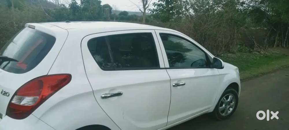 Hyundai I20 2012 Petrol 100000 Km Driven