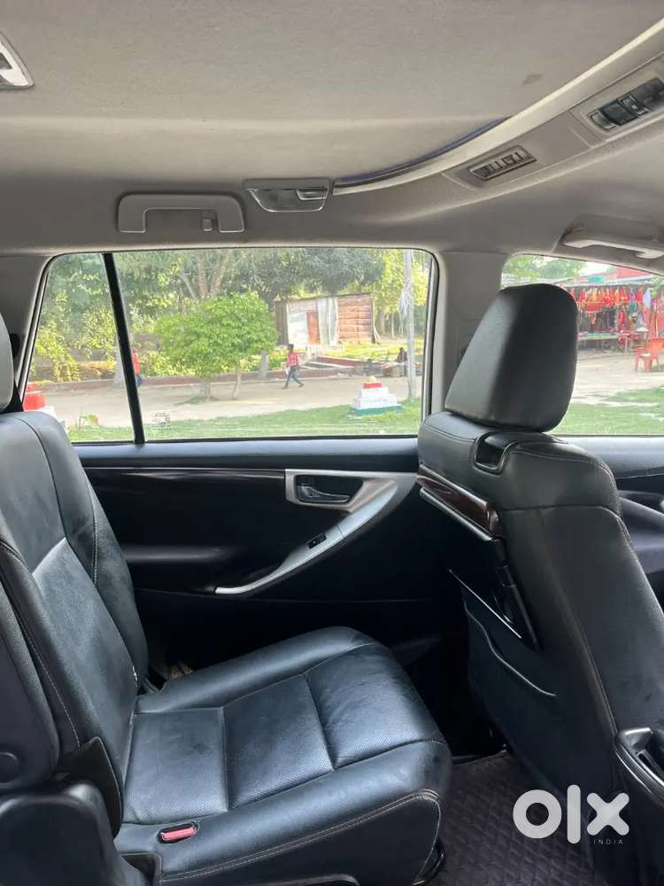 Toyota Innova Crysta 2020 Diesel Well Maintained