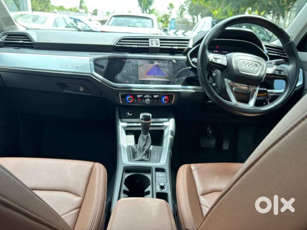 Audi Q3 40 Tfsi Premium Plus, 2023, Petrol