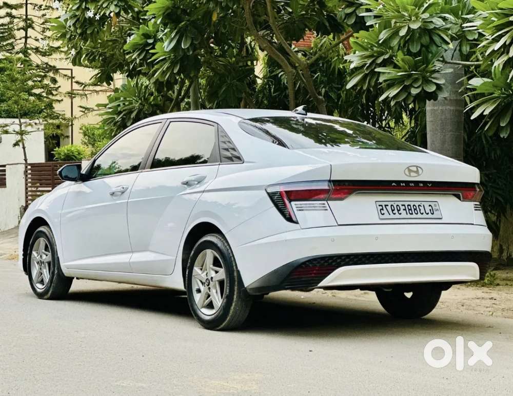 Hyundai Verna 1.5 S Petrol Mt, 2023, Petrol