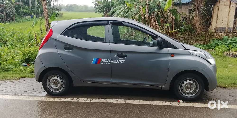 Hyundai Eon 2012 Petrol Plus