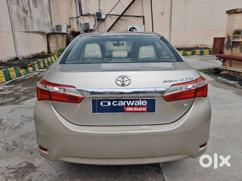 Toyota Corolla Altis 1.8 J, 2016, Petrol