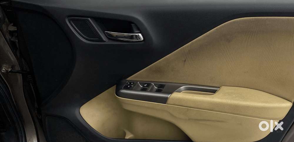 Honda City 2015-2017 I Vtec V, 2016, Petrol