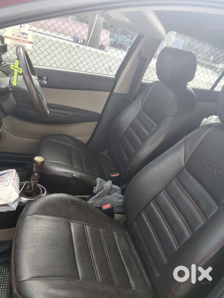 Hyundai I20 Asta 2011 Petrol