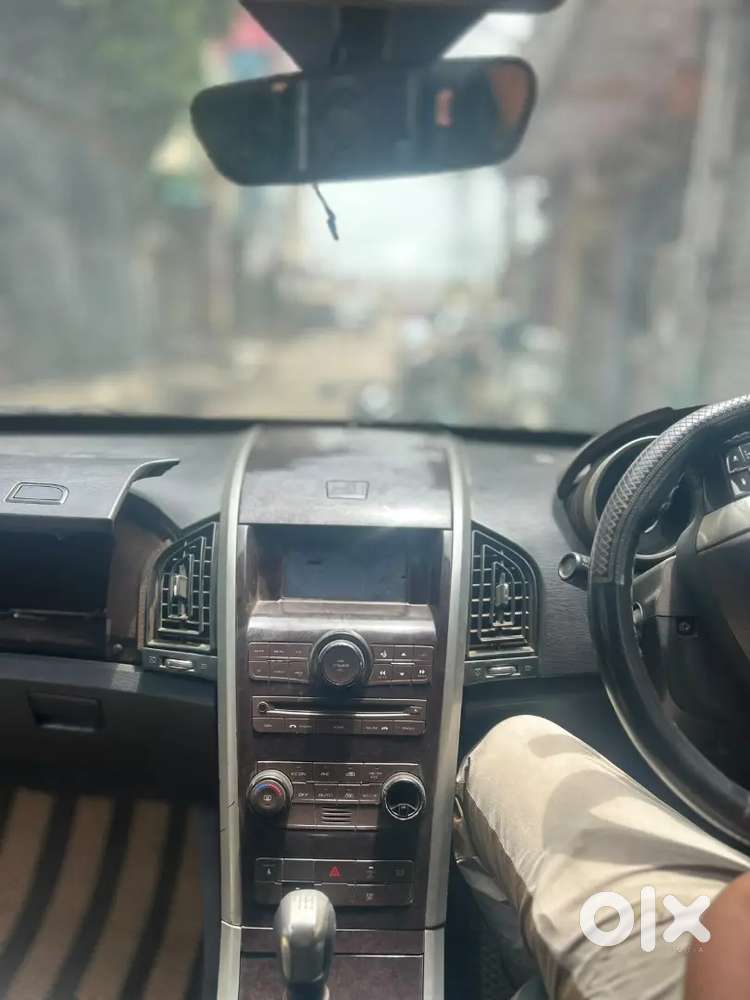 Mahindra Xuv500 2012 Diesel 100000 Km Driven