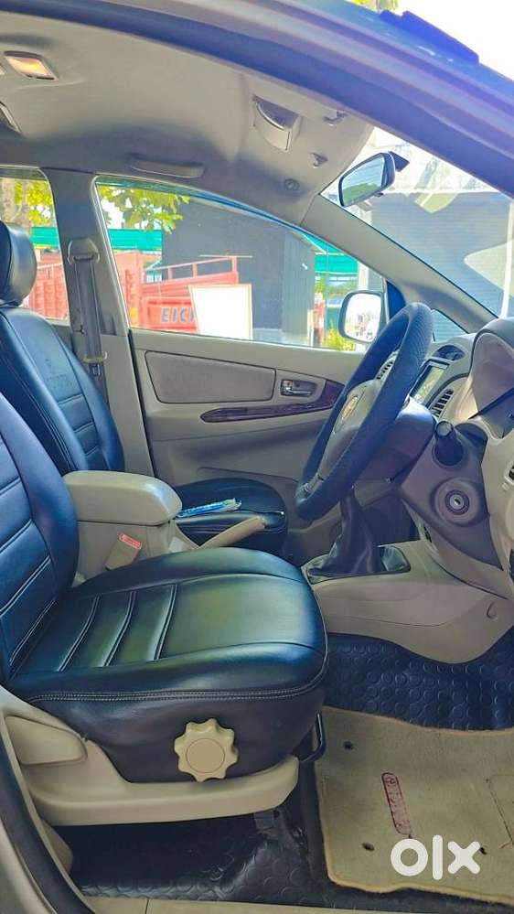 Toyota Innova 2004-2011 2.5 G4 Diesel 7-seater, 2009, Diesel