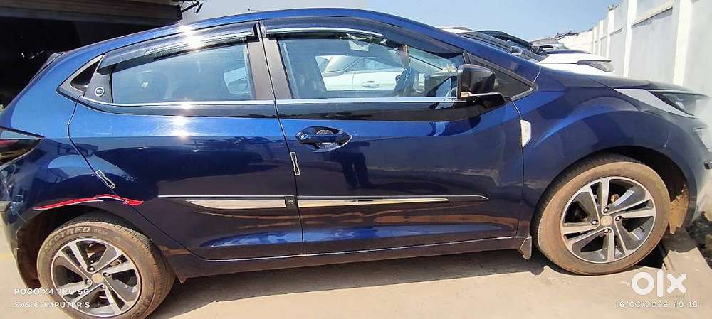 Tata Altroz Petrol Xz Plus 2024