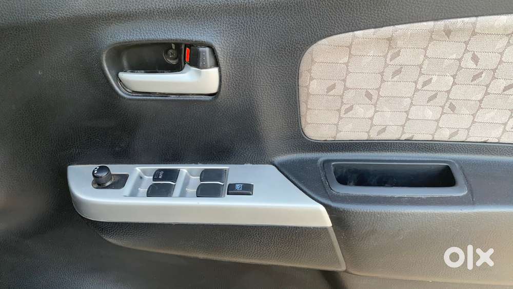 Maruti Suzuki Wagon R 1.0 Vxi, 2016, Petrol