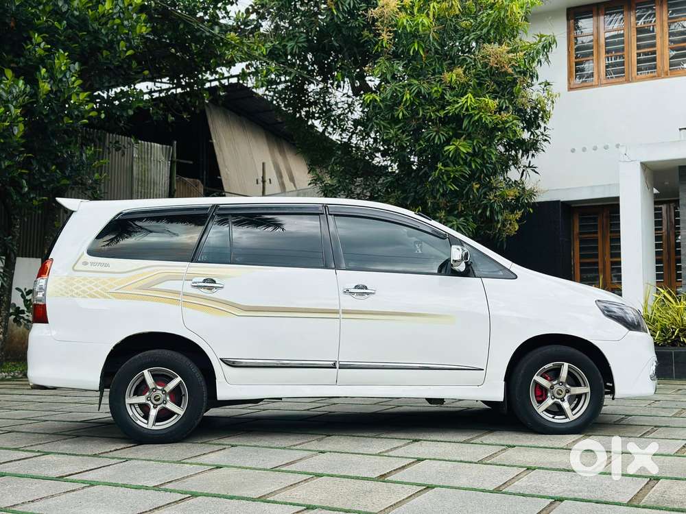 Toyota Innova 2.5 G (diesel) 7 Seater, 2011, Diesel