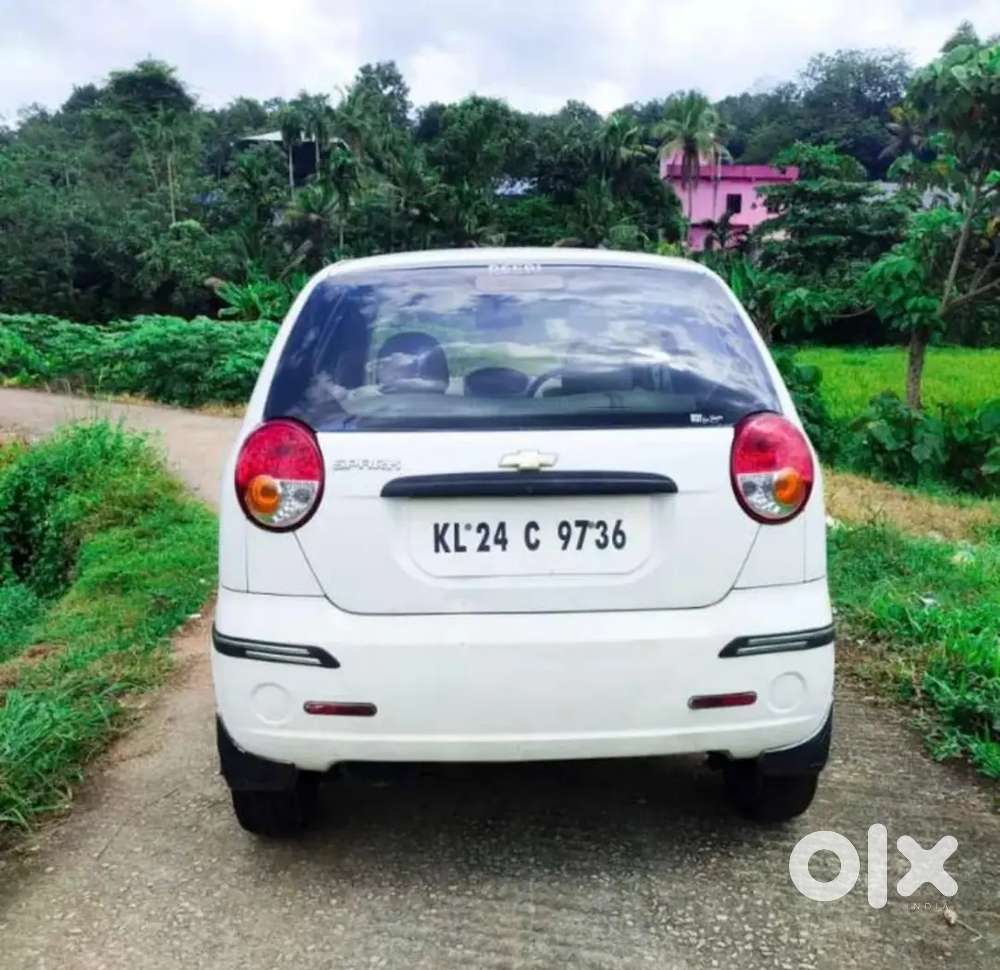 Chevrolet Spark 2011 Petrol Well Maintained