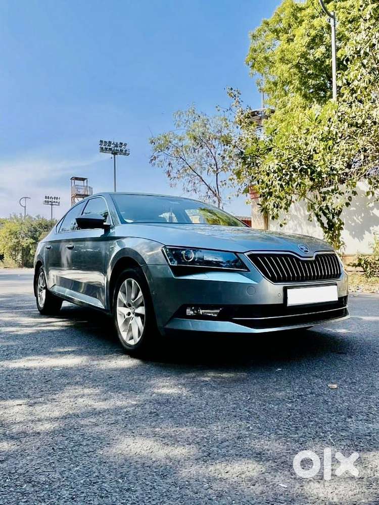 Skoda Superb Lk 1.8 Tsi At, 2019, Petrol