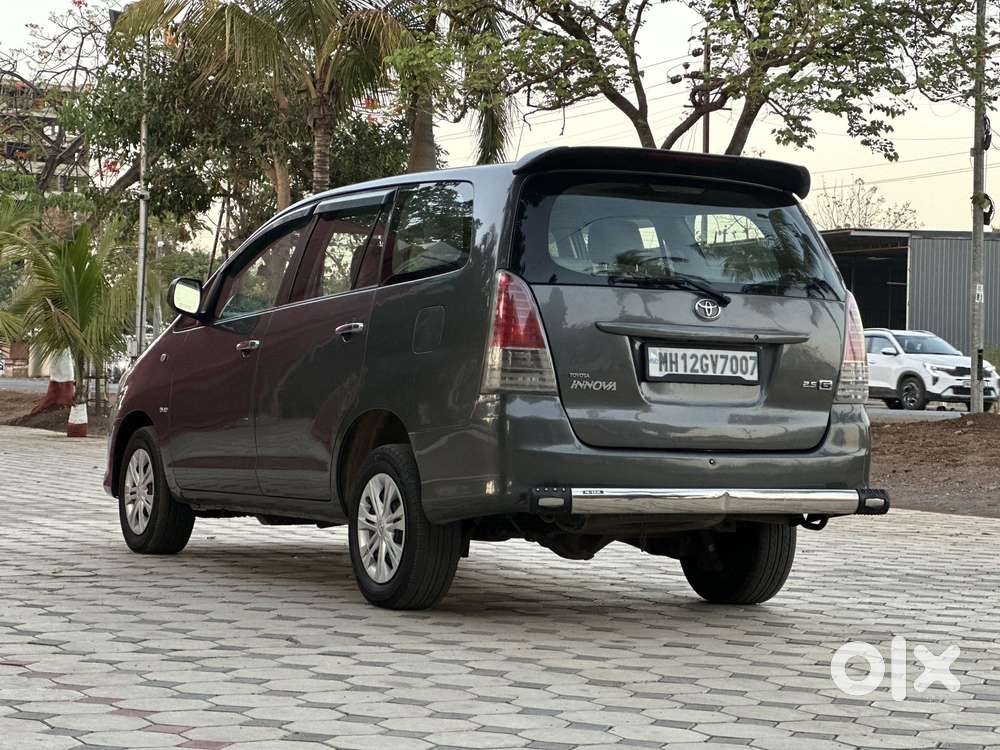 Toyota Innova 2.5 G (diesel) 7 Seater, 2011, Diesel