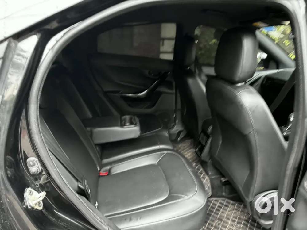 Tata Nexon 1.2 Dark Edition Cng On Paper