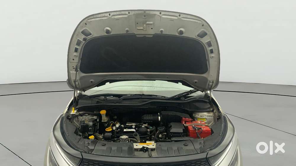 Tata Altroz Xz, 2020, Petrol