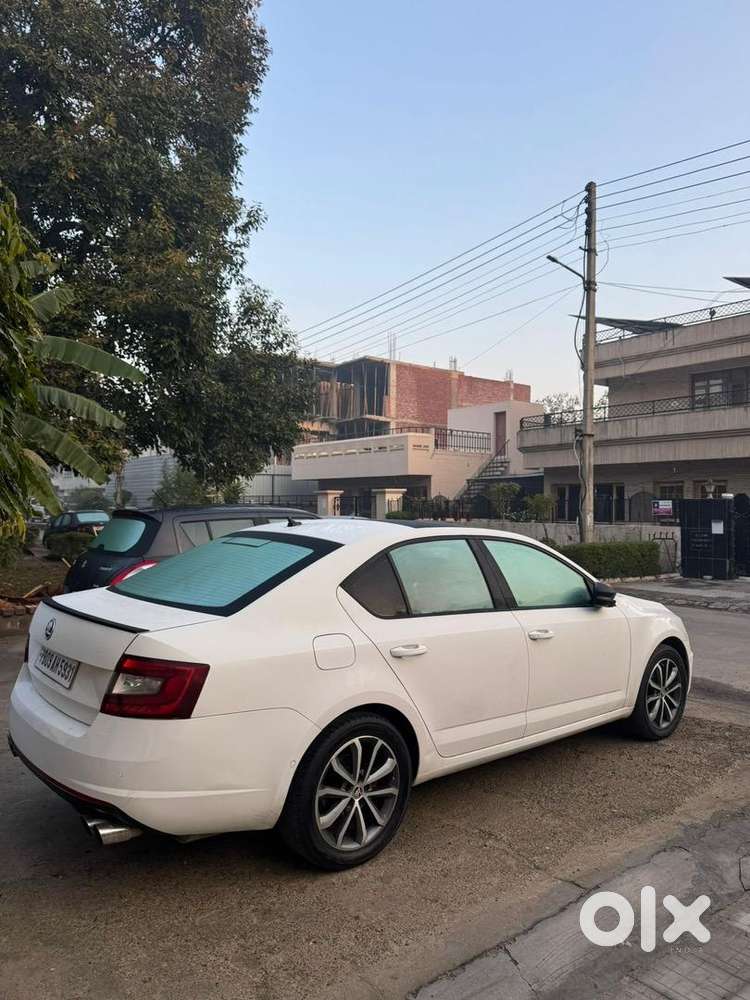 Skoda Octavia 2019 Petrol 150000 Km Driven