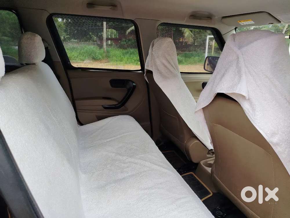 Mahindra Tuv 300 2016 Diesel 38200 Km Driven
