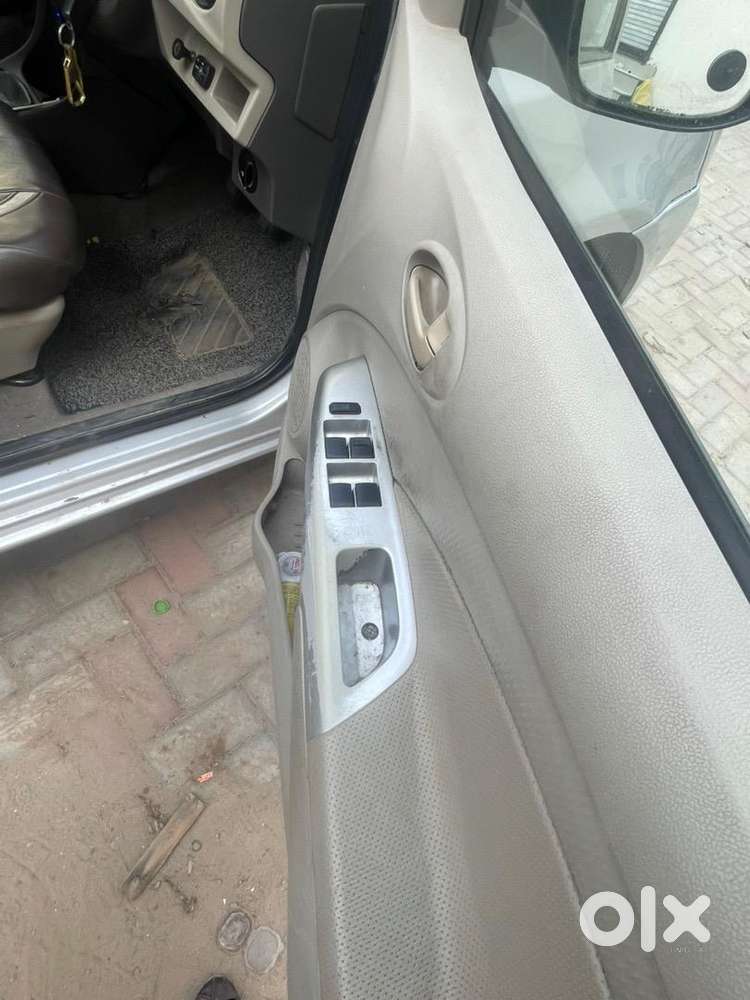 Toyota Etios 2014 Cng & Hybrids Well Maintained