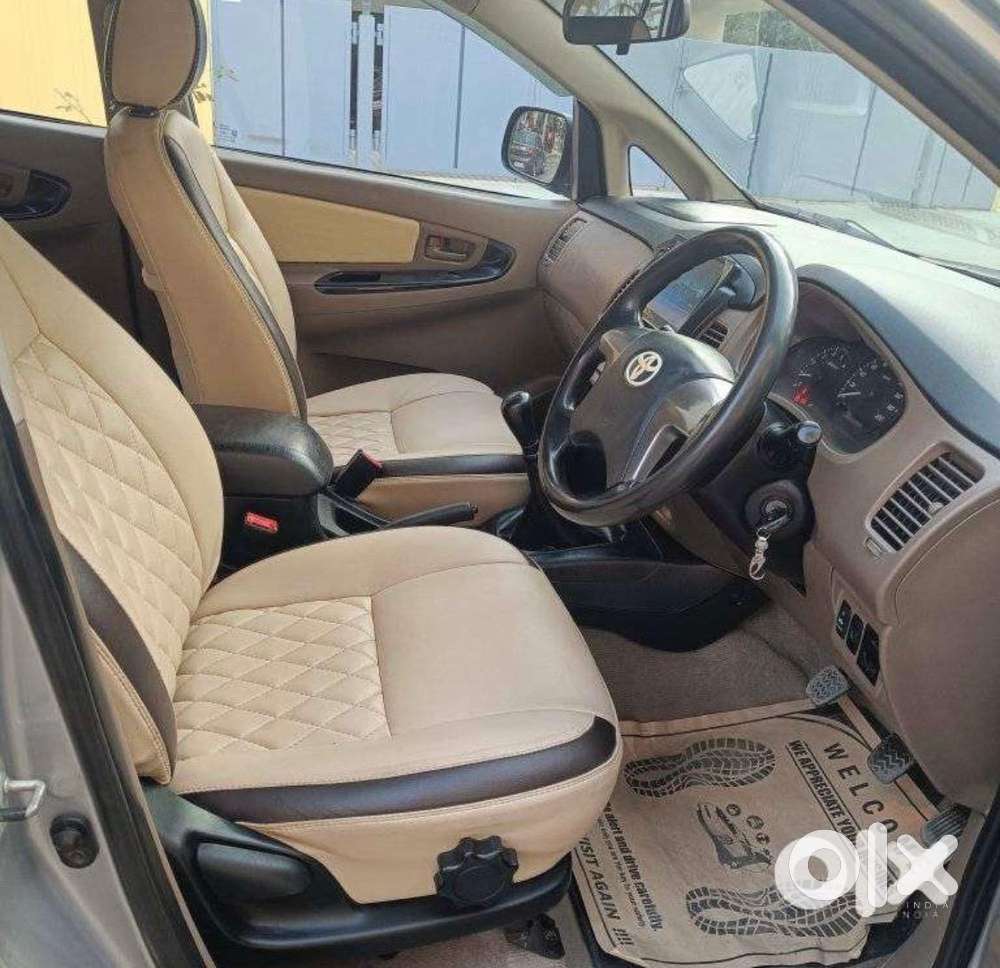 Toyota Innova 2.5 G (diesel) 7 Seater Bs Iv, 2015, Diesel