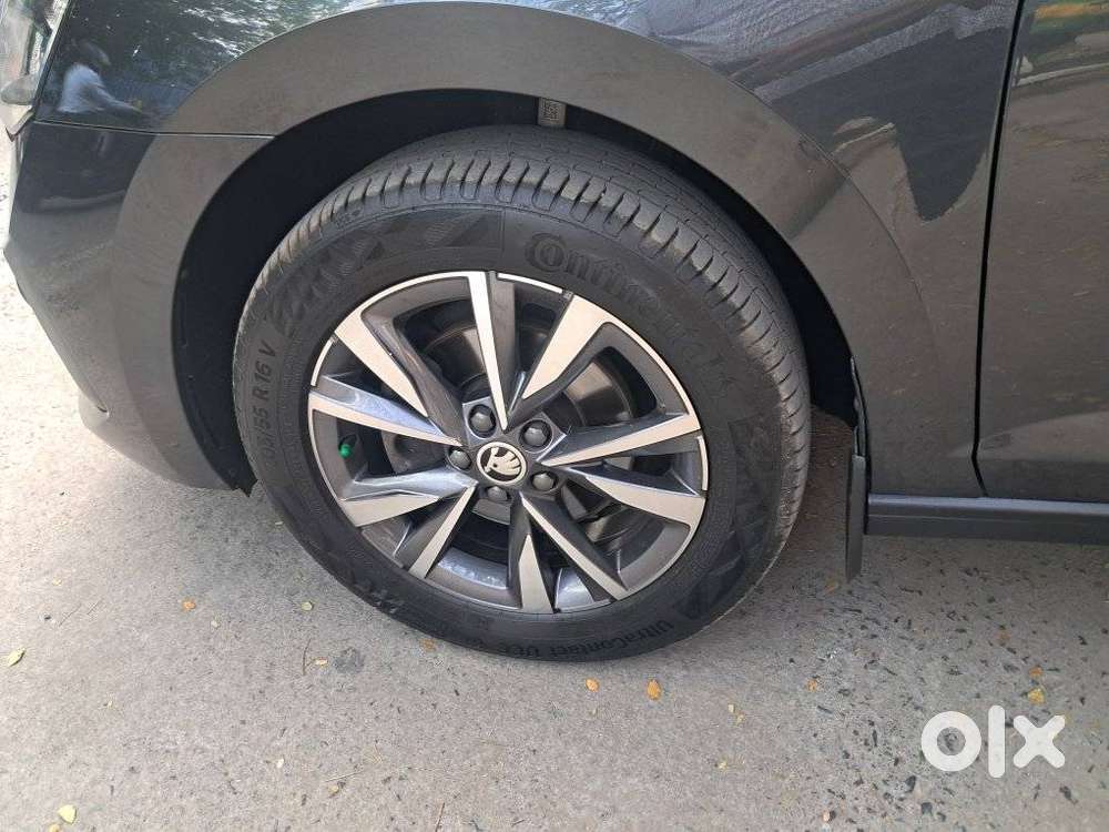 Skoda Slavia 1.0 Ambition Tsi At, 2023, Petrol
