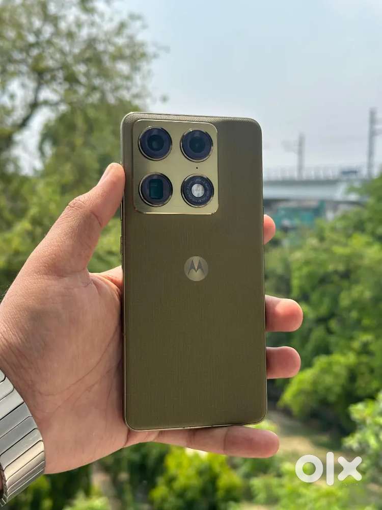 MOTOROLA SIGNATURE 1TB

OLIVE - BRAND NEW INDIAN BILL BOX CHARGER